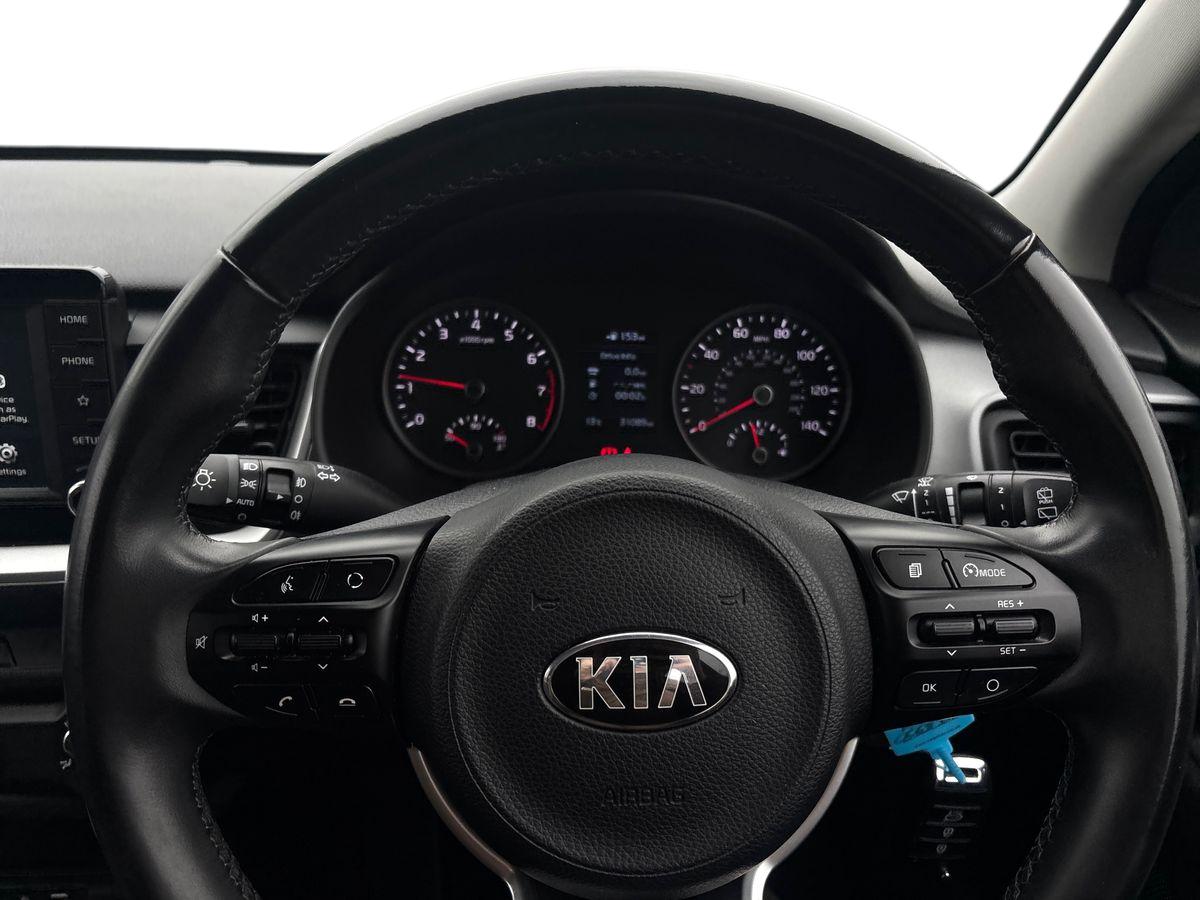 Used Kia Stonic 2018 for sale - 76297505: Photo 13