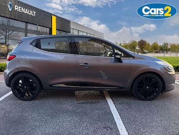 Used Renault Clio 2015 for sale - 76908058: Photo