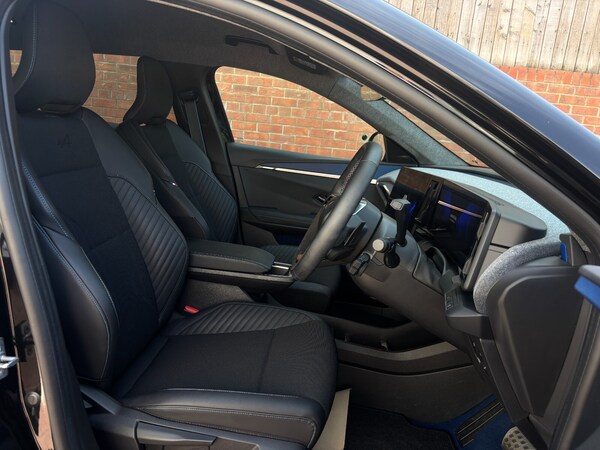 Used Renault Scenic E-Tech 2024 for sale - 75471161: Photo 15