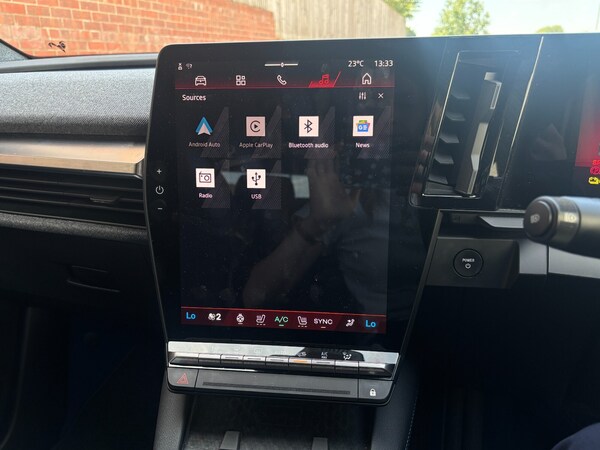 Used Renault Scenic E-Tech 2024 for sale - 75471161: Photo 32