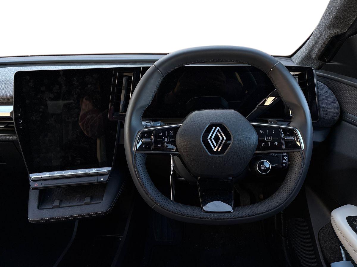 Used Renault Scenic E-Tech 2024 for sale - 77600425: Photo 12