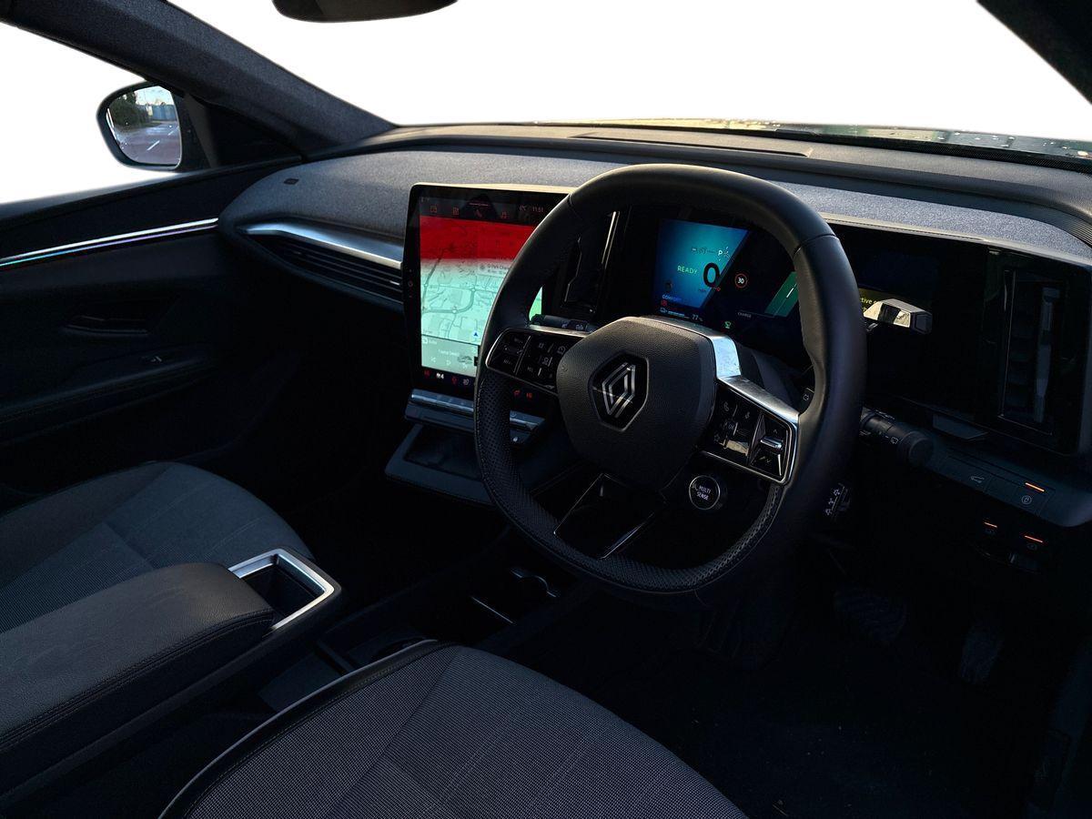 Used Renault Scenic E-Tech 2024 for sale - 77247983: Photo 10