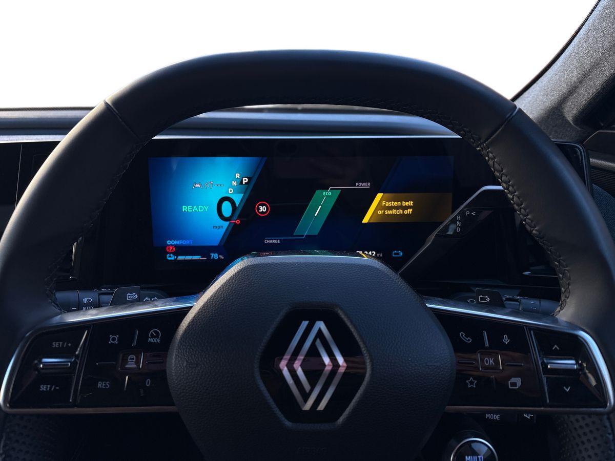 Used Renault Scenic E-Tech 2024 for sale - 77247983: Photo 13