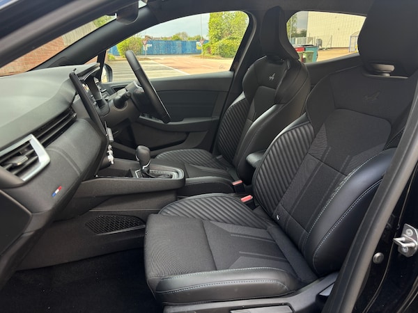 Used Renault Clio 2024 for sale - 75471125: Photo 15