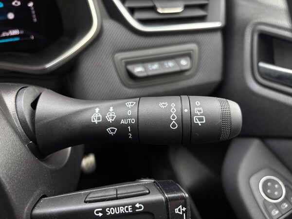 Used Renault Clio 2024 for sale - 75471125: Photo 23