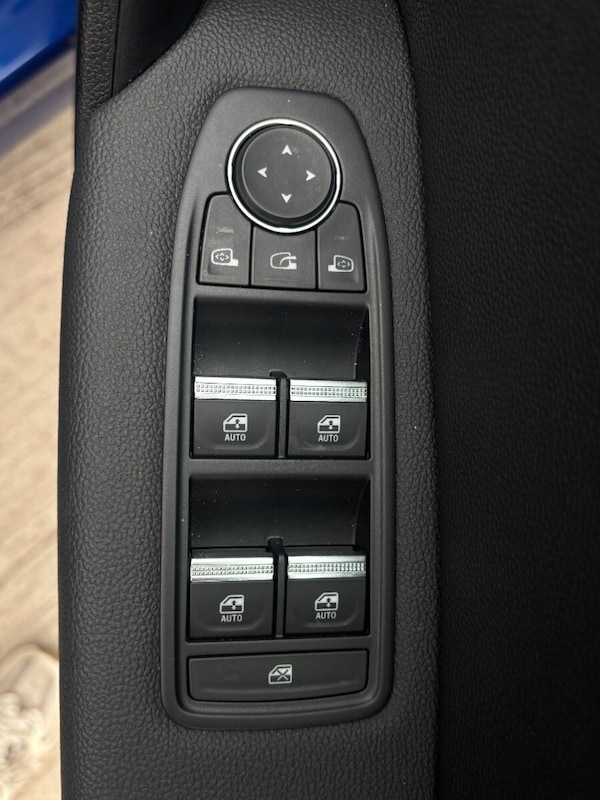 Used Renault Captur 2024 for sale - 75471345: Photo 28