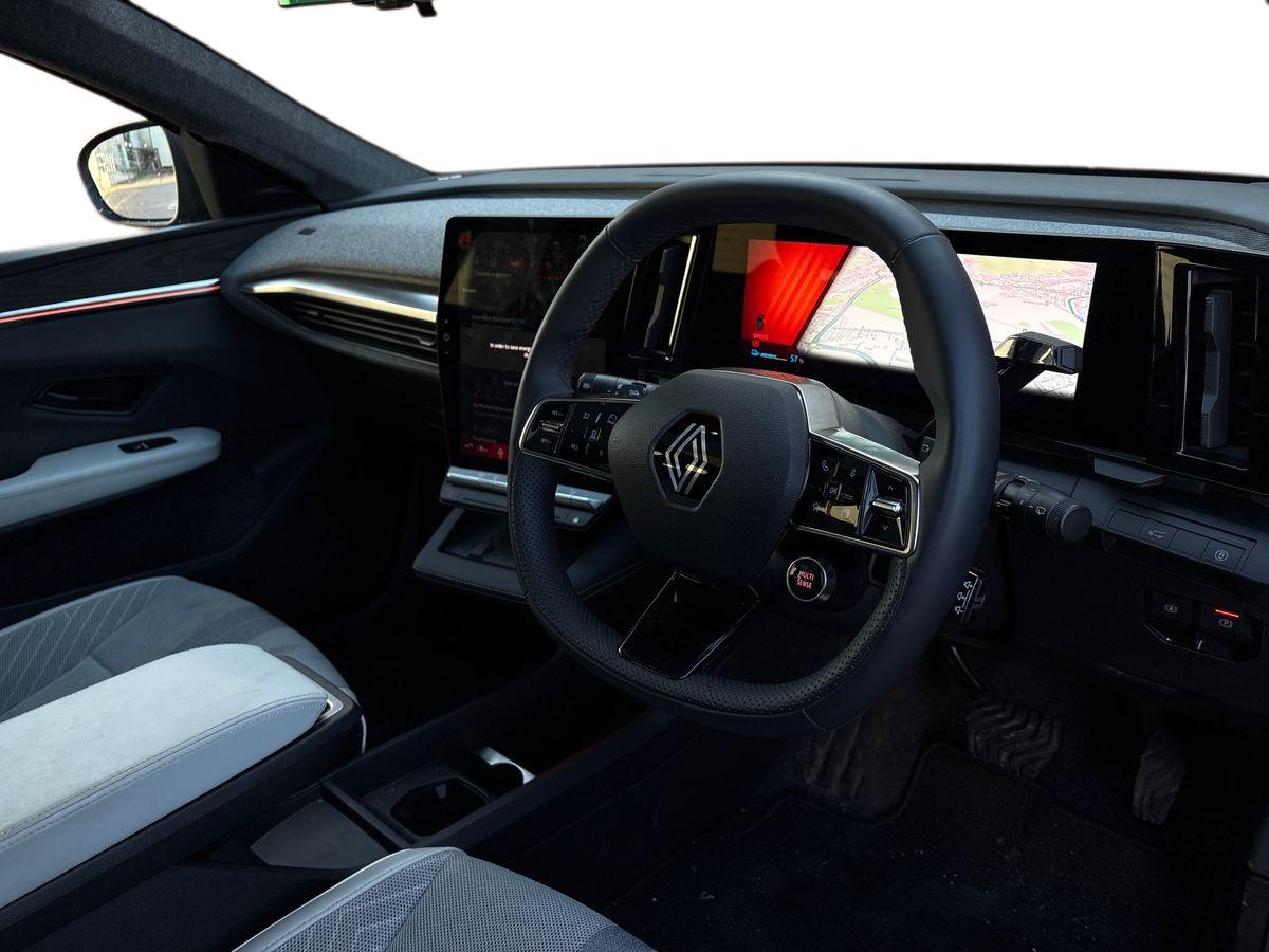 Used Renault Scenic E-Tech 2024 for sale - 77232093: Photo 10