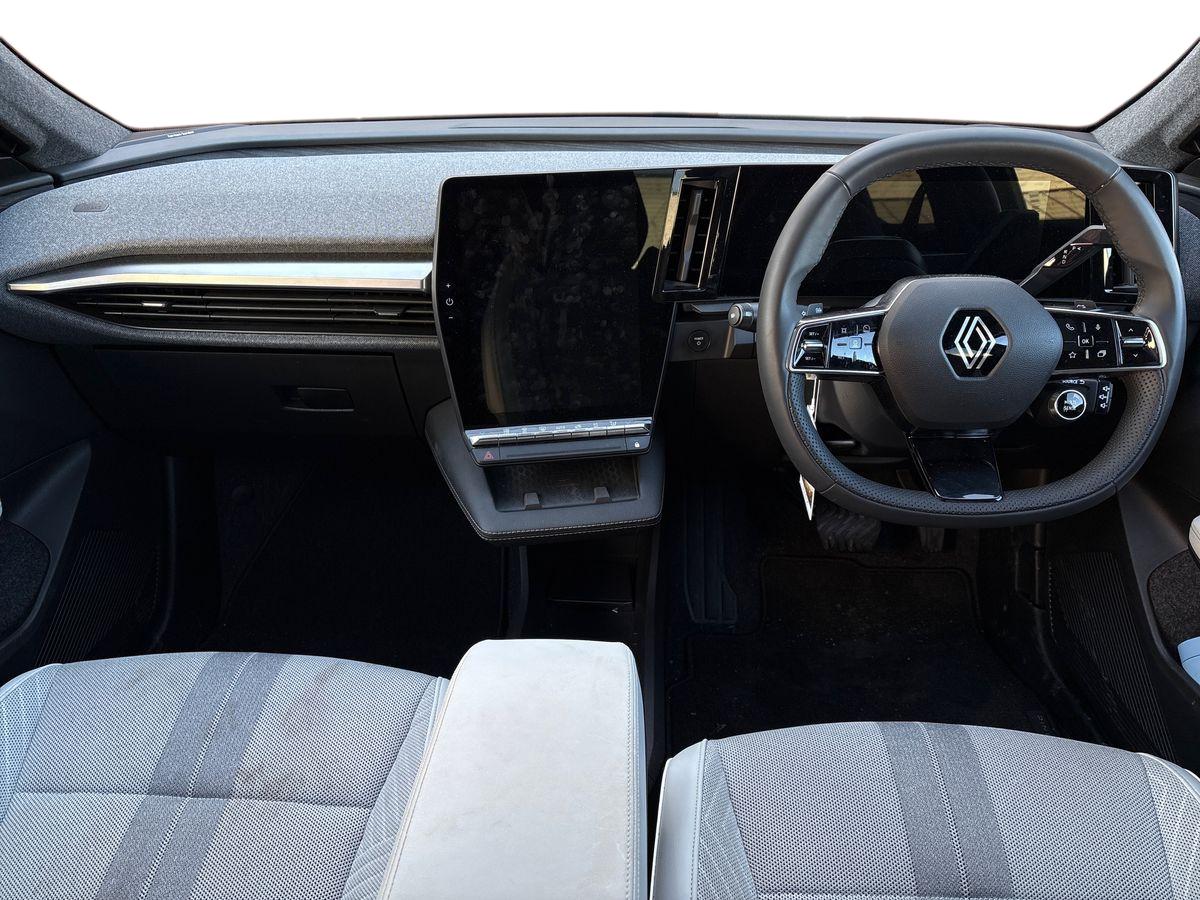 Used Renault Scenic E-Tech 2024 for sale - 77232093: Photo 11