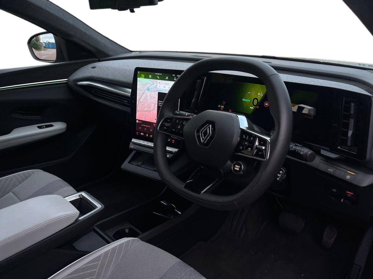 Used Renault Scenic E-Tech 2024 for sale - 76717377: Photo 10