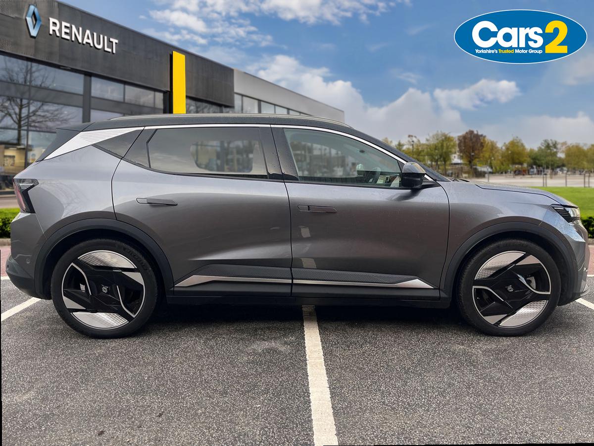 Used Renault Scenic E-Tech 2024 for sale - 76717377: Photo 2