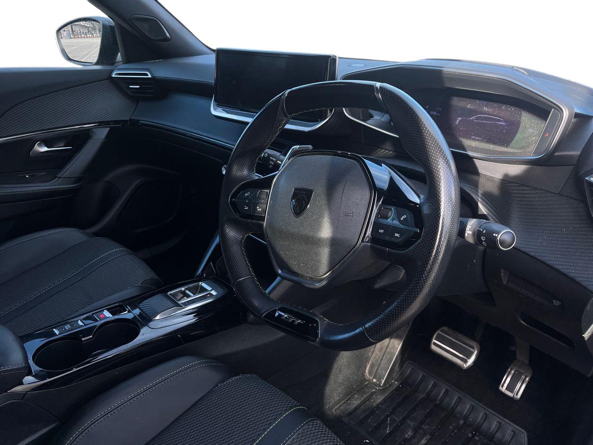 Used Peugeot 2008 2023 for sale - 76647848: Photo 10