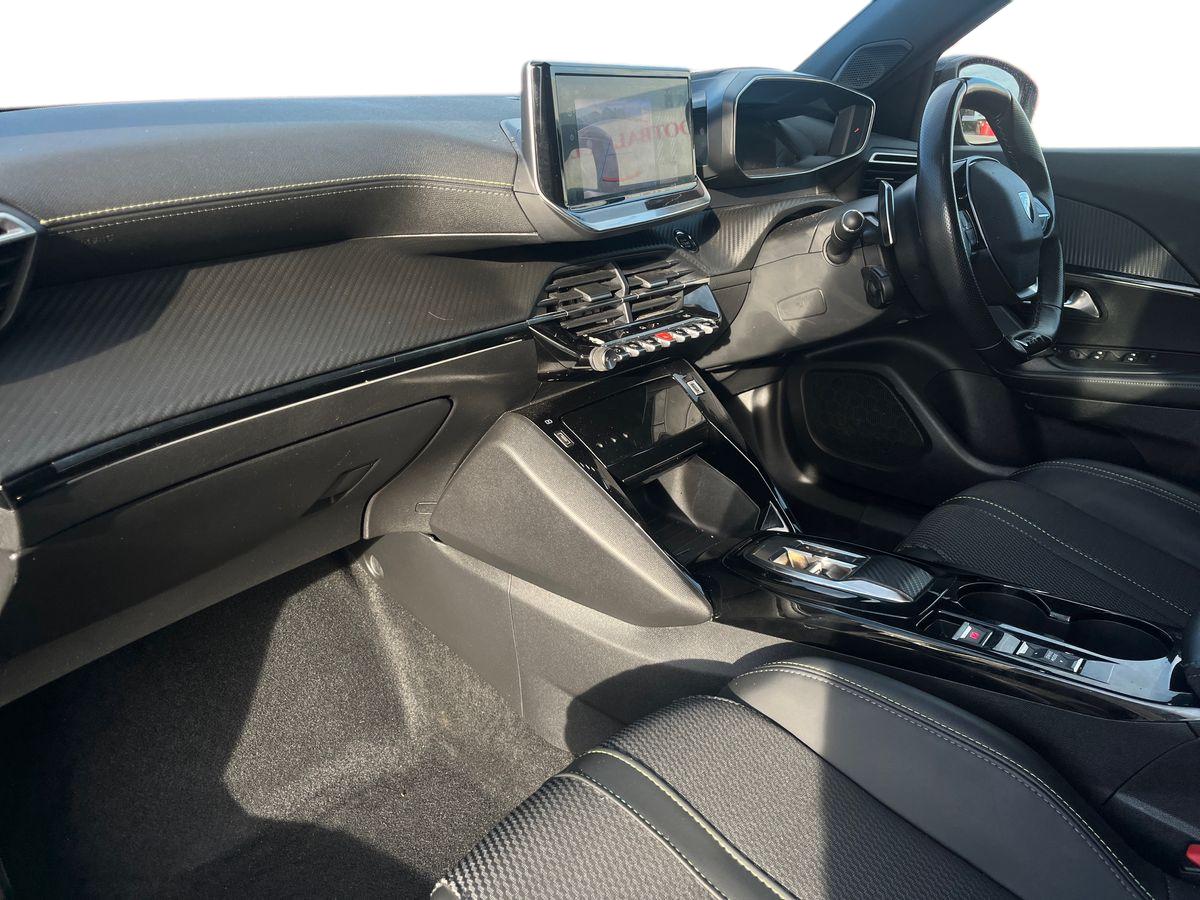 Used Peugeot 2008 2023 for sale - 76647848: Photo 15