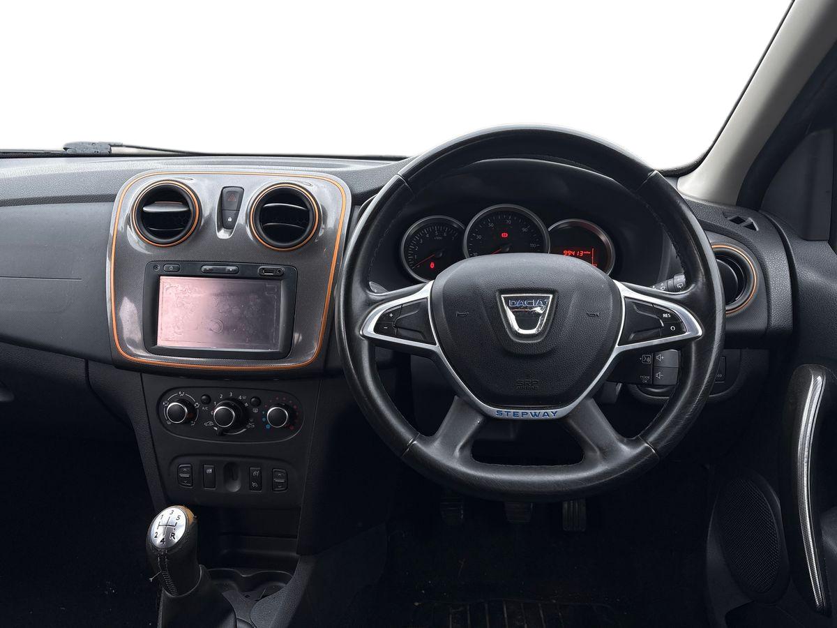 Used Dacia Sandero Stepway 2017 for sale - 77526058: Photo 12