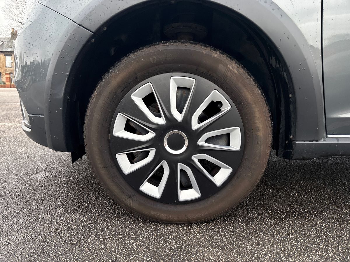 Used Dacia Sandero Stepway 2017 for sale - 77526058: Photo 9