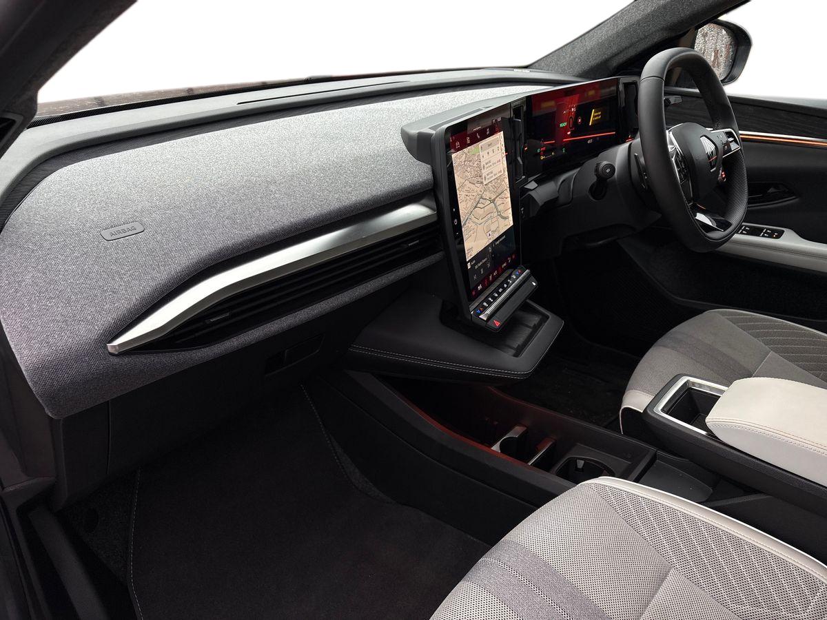 Used Renault Scenic E-Tech 2024 for sale - 77406289: Photo 15