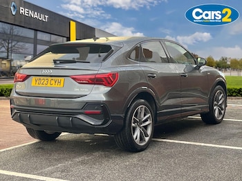 Used Audi Q3 2023 for sale - 77071089: Photo