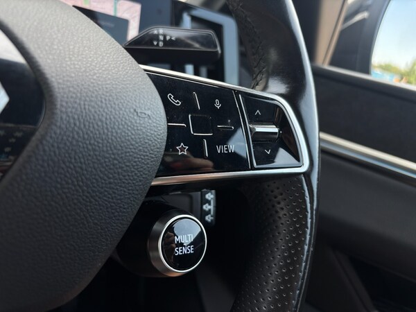 Used Renault Megane E Tech 2023 for sale - 75590875: Photo 19