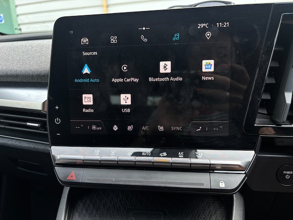 Used Renault Megane E Tech 2023 for sale - 75590875: Photo 27