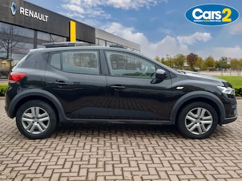Used Dacia Sandero Stepway 2023 for sale - 79502128: Photo