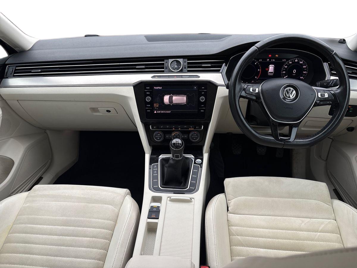 Used Volkswagen Passat 2018 for sale - 77406232: Photo 11