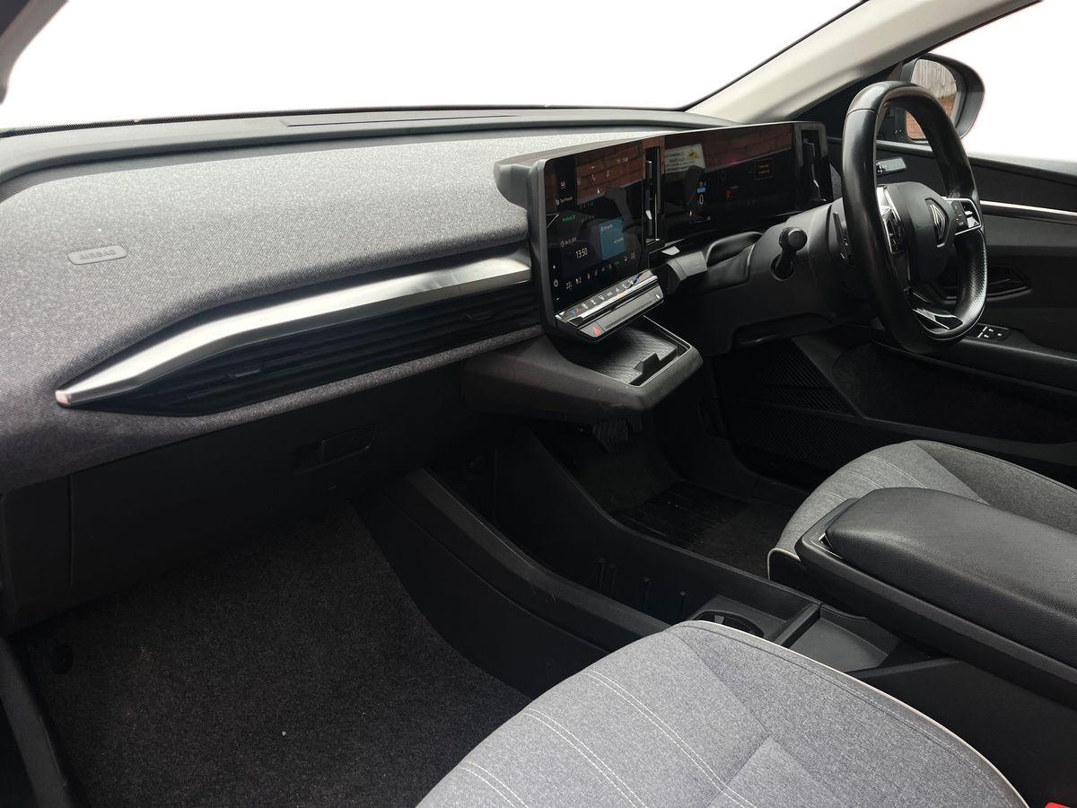 Used Renault Megane E Tech 2022 for sale - 76977647: Photo 15