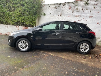Used Hyundai i30 2013 for sale - 78620749: Photo