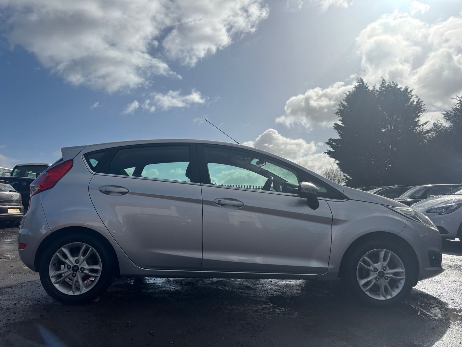 Used Ford Fiesta 2015 for sale - 78065537: Photo 6