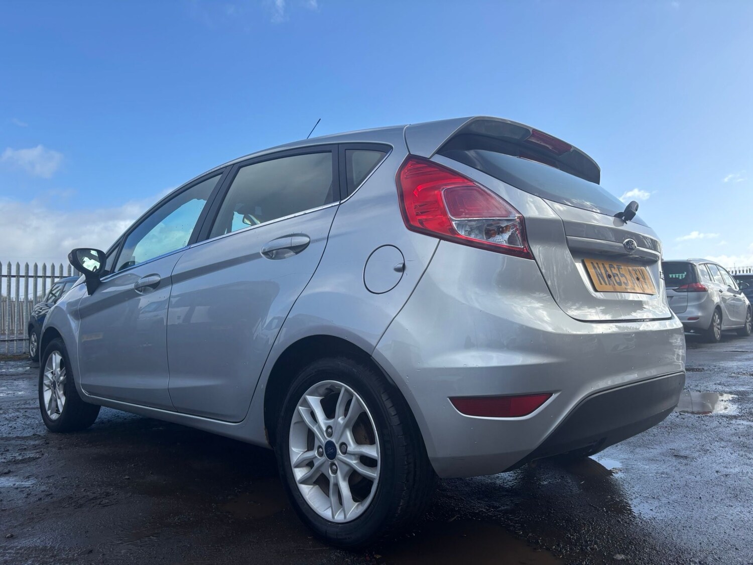 Used Ford Fiesta 2015 for sale - 78065537: Photo 7