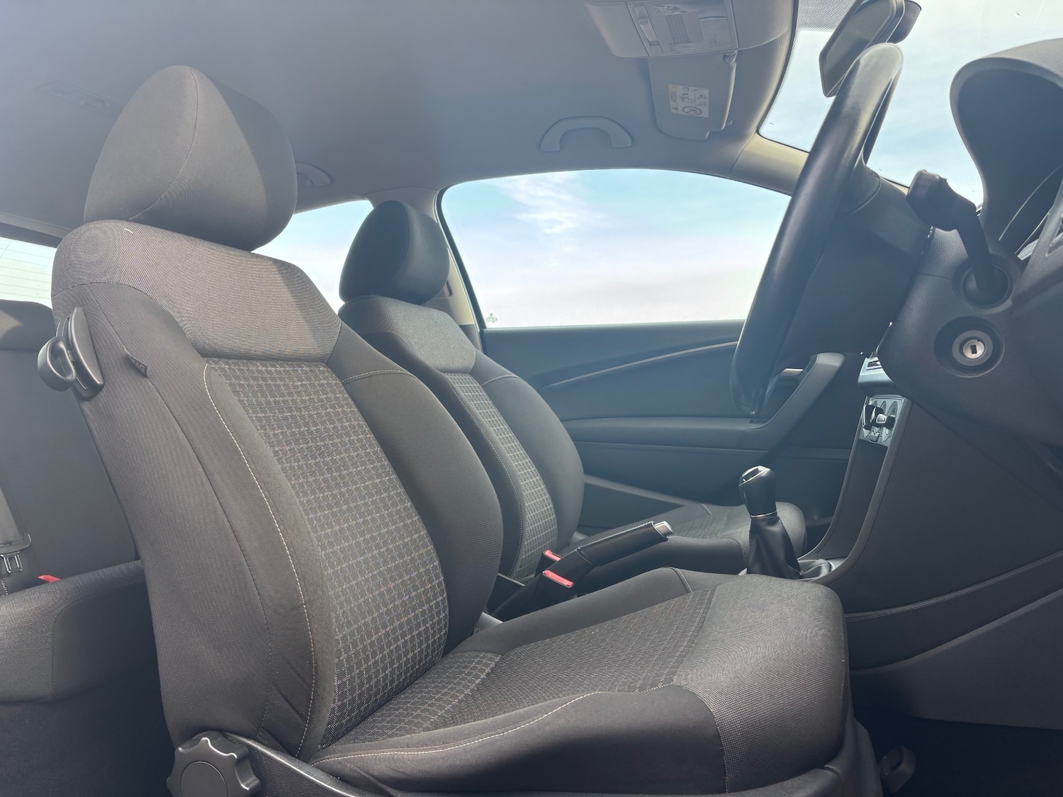 Used Volkswagen Polo 2015 for sale - 76363288: Photo 11