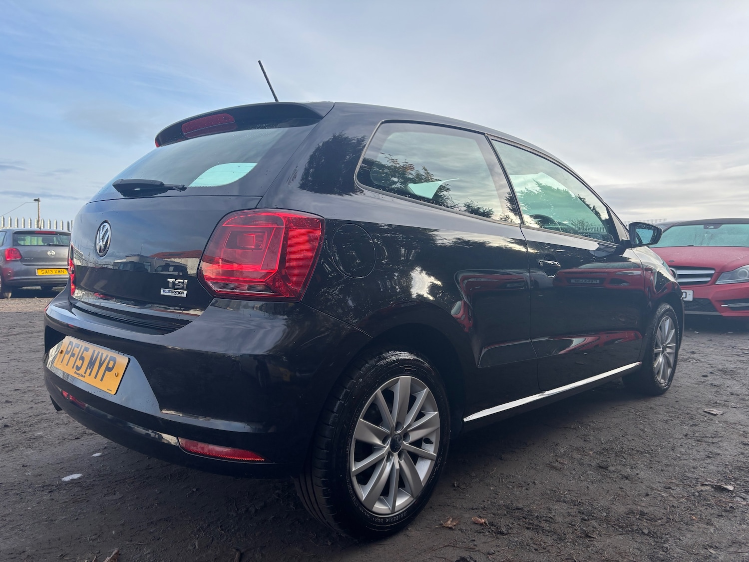 Used Volkswagen Polo 2015 for sale - 76363288: Photo 7