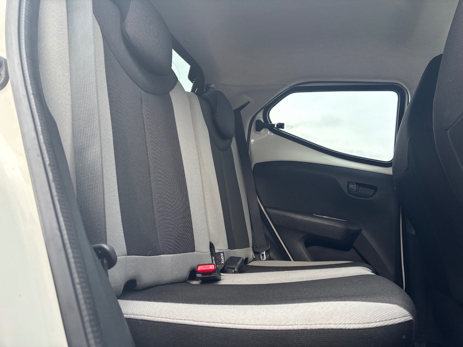 Used Toyota AYGO 2016 for sale - 77005928: Photo 16