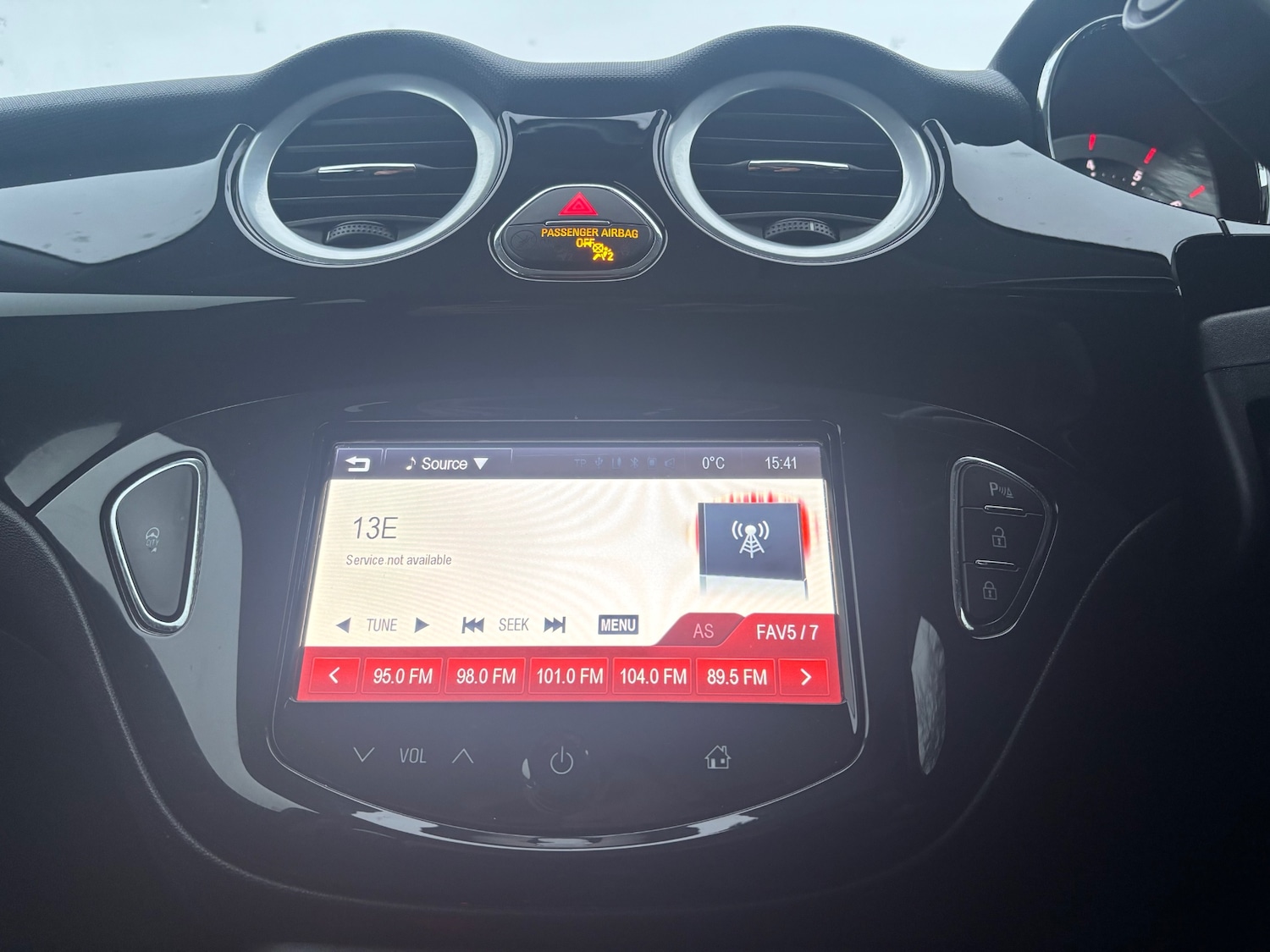 Used Vauxhall ADAM 2015 for sale - 77151366: Photo 15