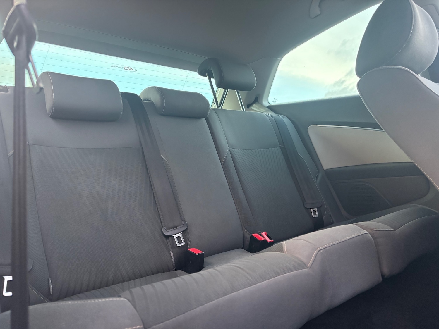 Used Volkswagen Polo 2015 for sale - 76544362: Photo 15