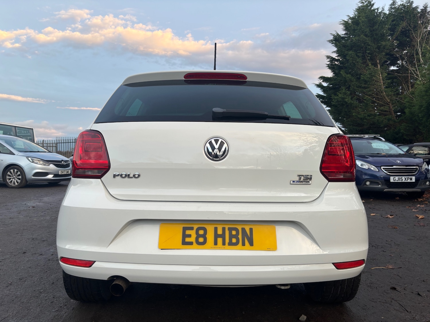 Used Volkswagen Polo 2015 for sale - 76544362: Photo 6