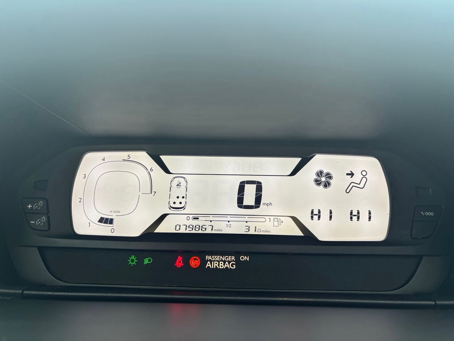 Used Citroen C4 Grand Picasso 2015 for sale - 77418584: Photo 12