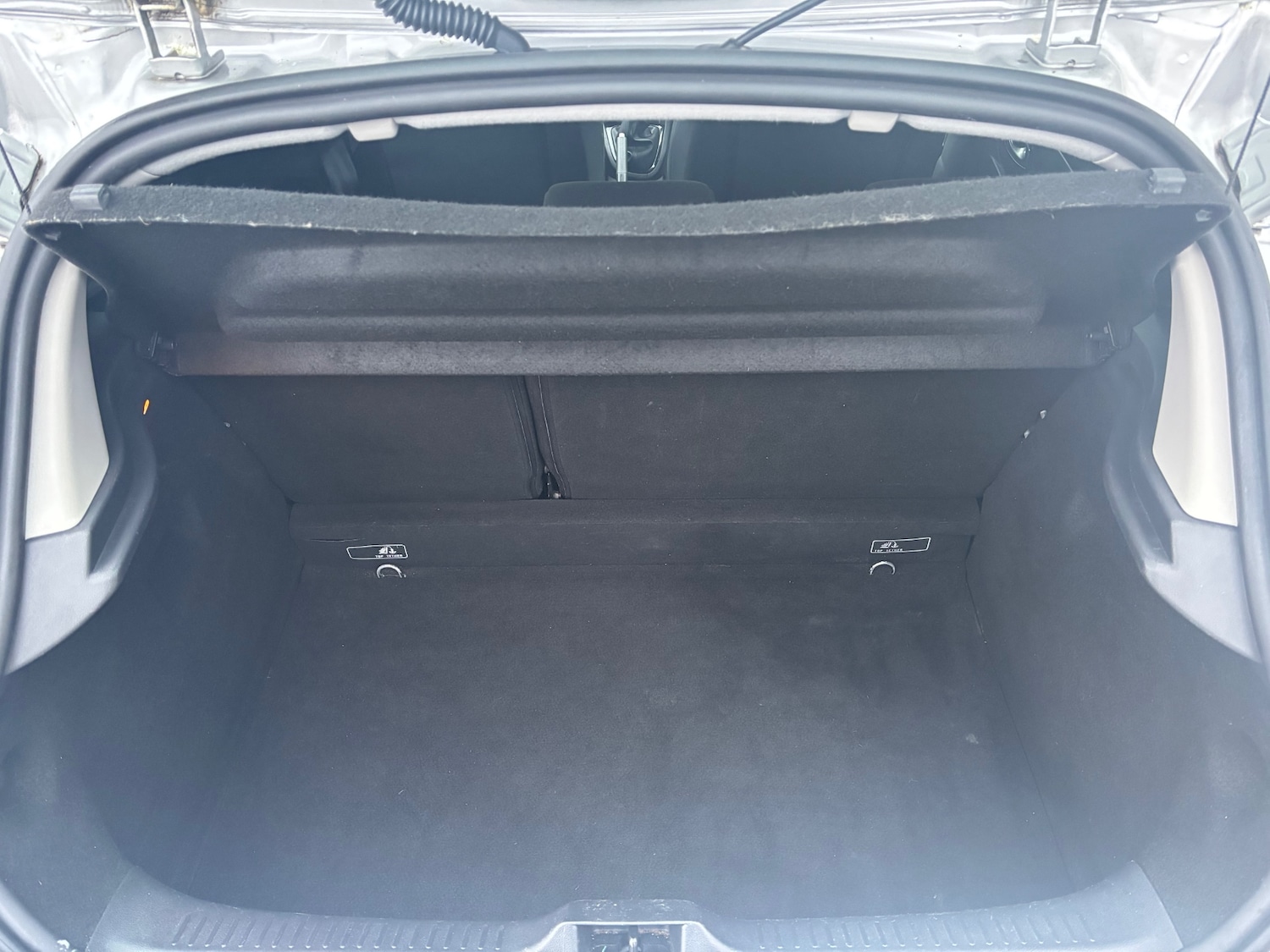 Used Renault Clio 2015 for sale - 77137924: Photo 17