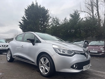 Used Renault Clio 2015 for sale - 77137924: Photo
