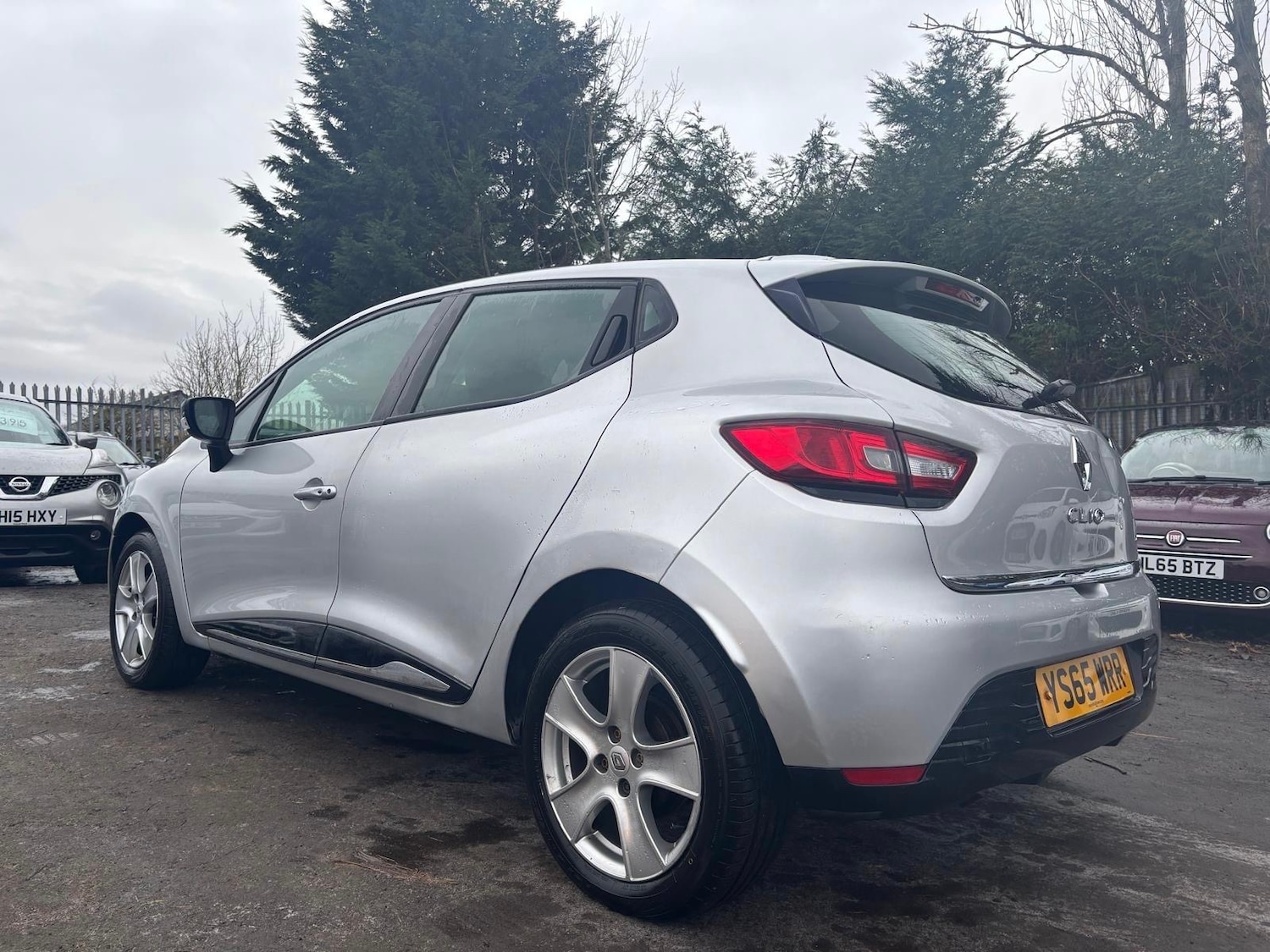 Used Renault Clio 2015 for sale - 77137924: Photo 5