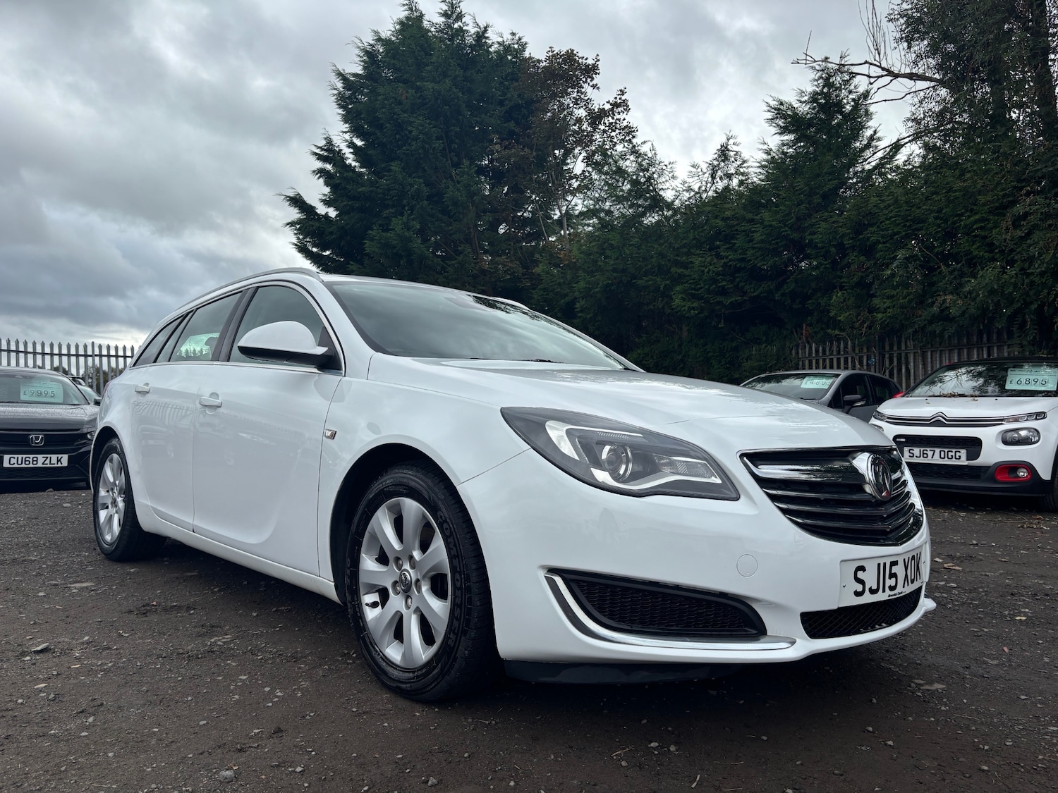 Used Vauxhall Insignia 2015 for sale - 76127679: Photo 1