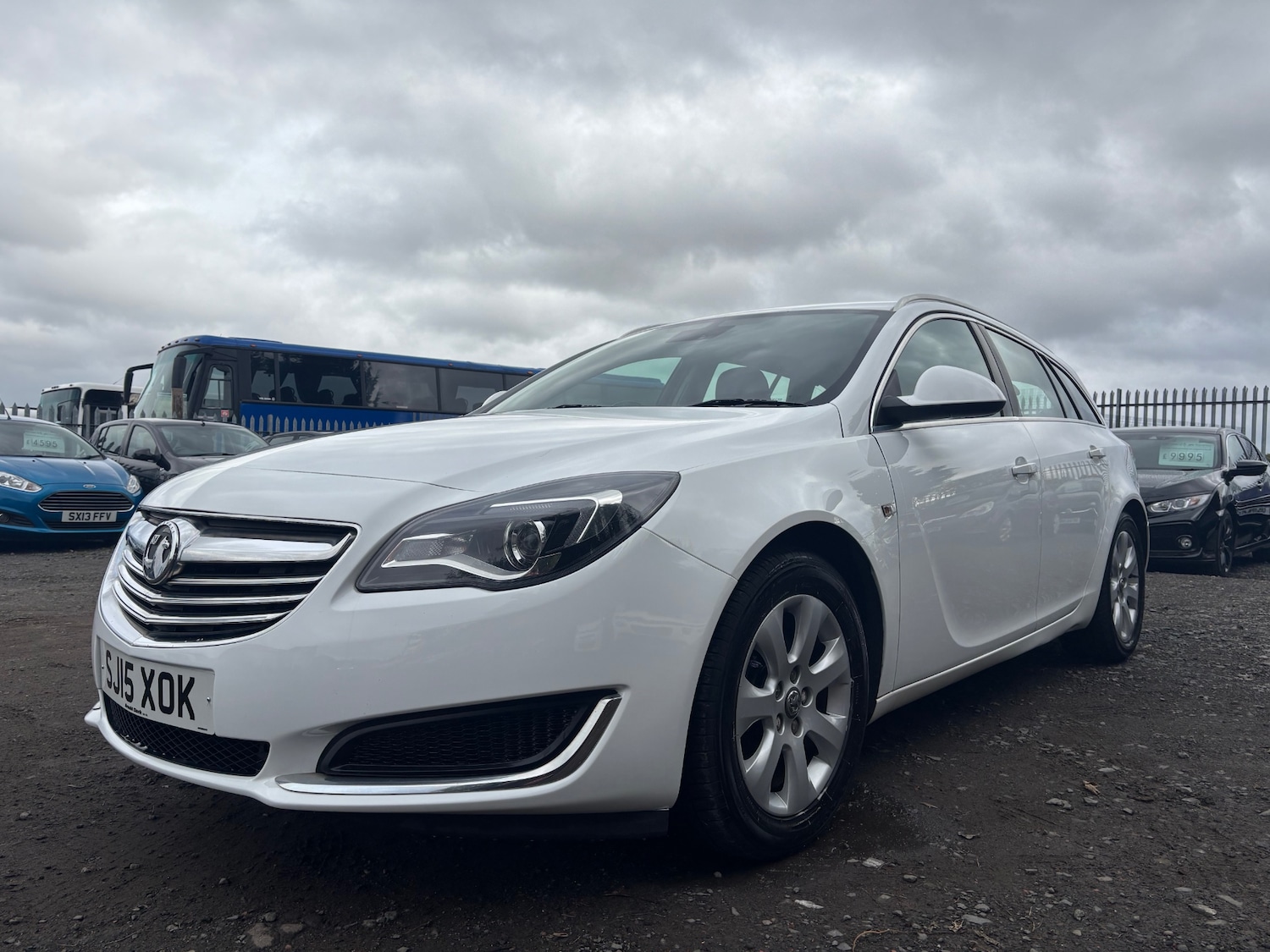 Used Vauxhall Insignia 2015 for sale - 76127679: Photo 4