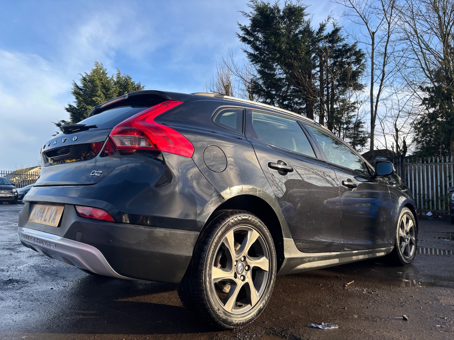 Used Volvo V40 2014 for sale - 77901256: Photo 7