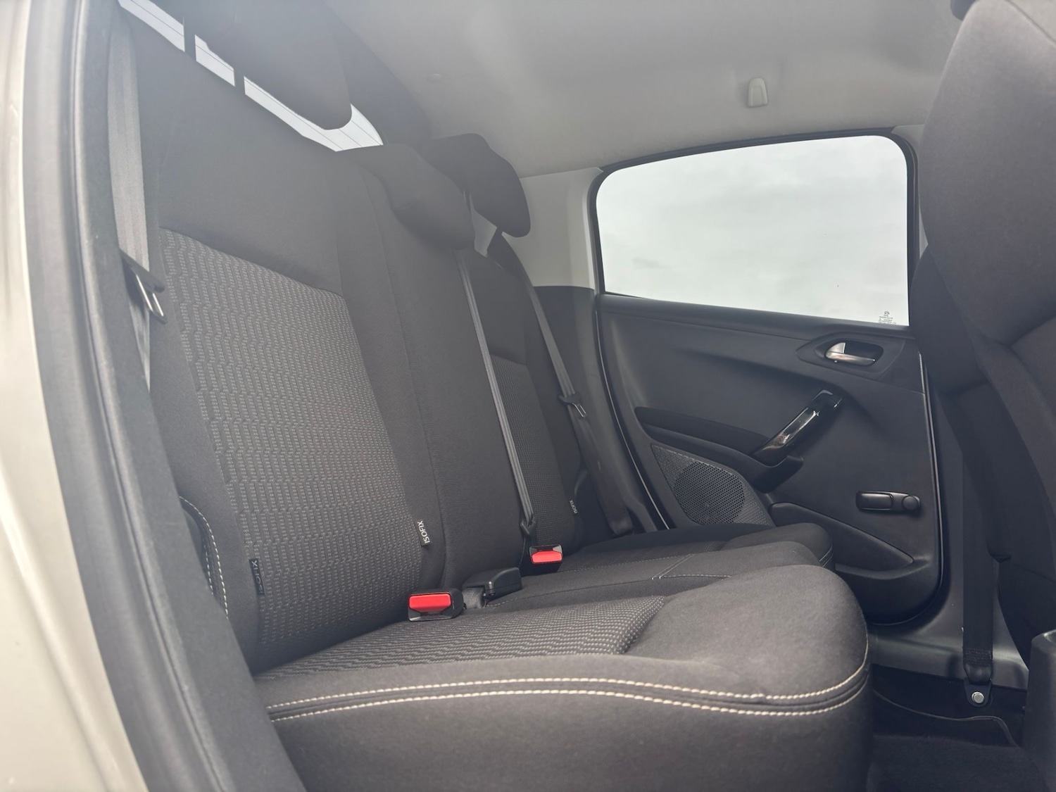 Used Peugeot 208 2016 for sale - 78038578: Photo 15