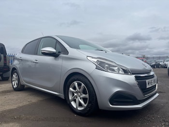 Used Peugeot 208 2016 for sale - 78038578: Photo