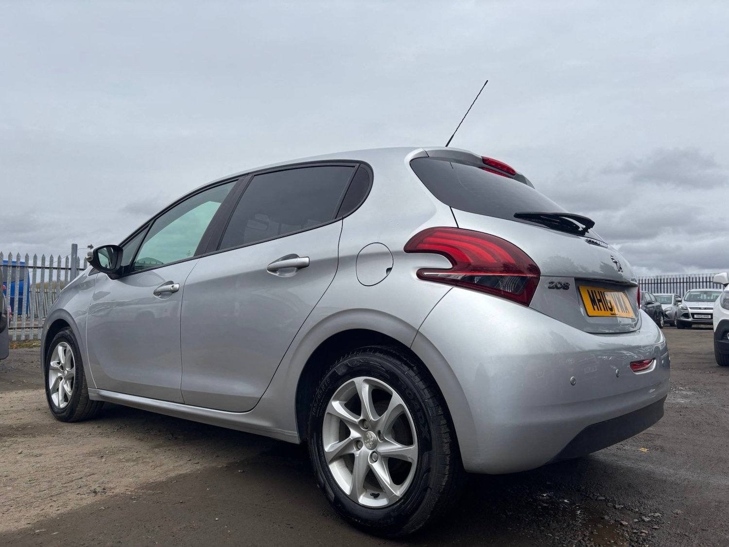 Used Peugeot 208 2016 for sale - 78038578: Photo 7