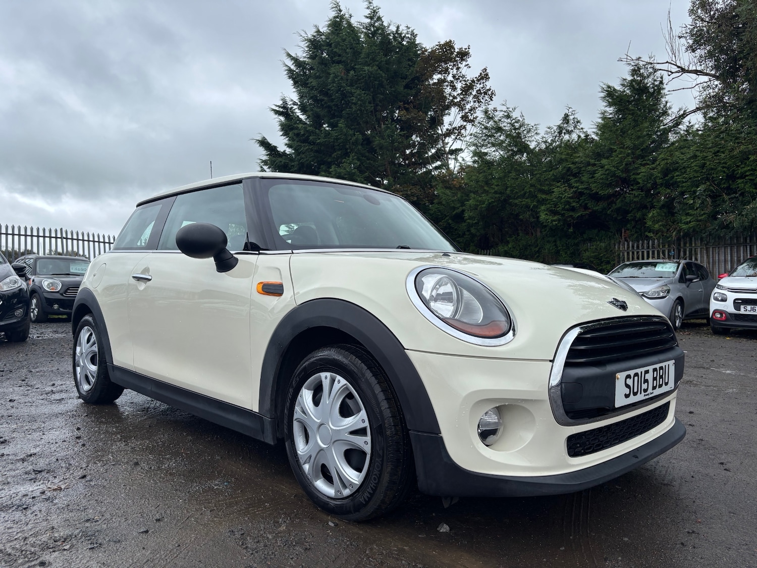 Used MINI Hatch 2015 for sale - 76130947: Photo 1