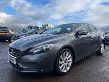 Used Volvo V40 2014 for sale - 76412065: Photo