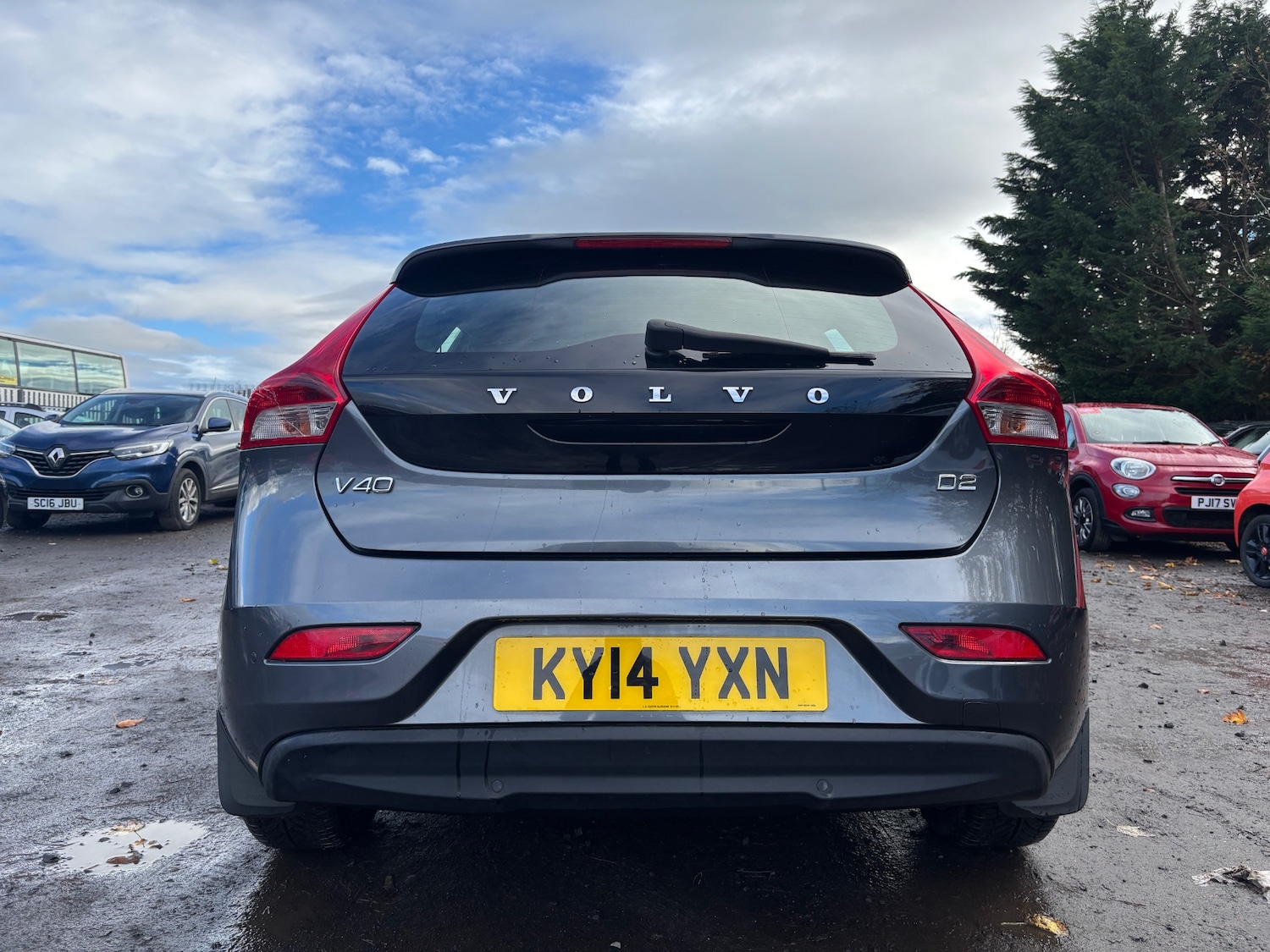 Used Volvo V40 2014 for sale - 76412065: Photo 6