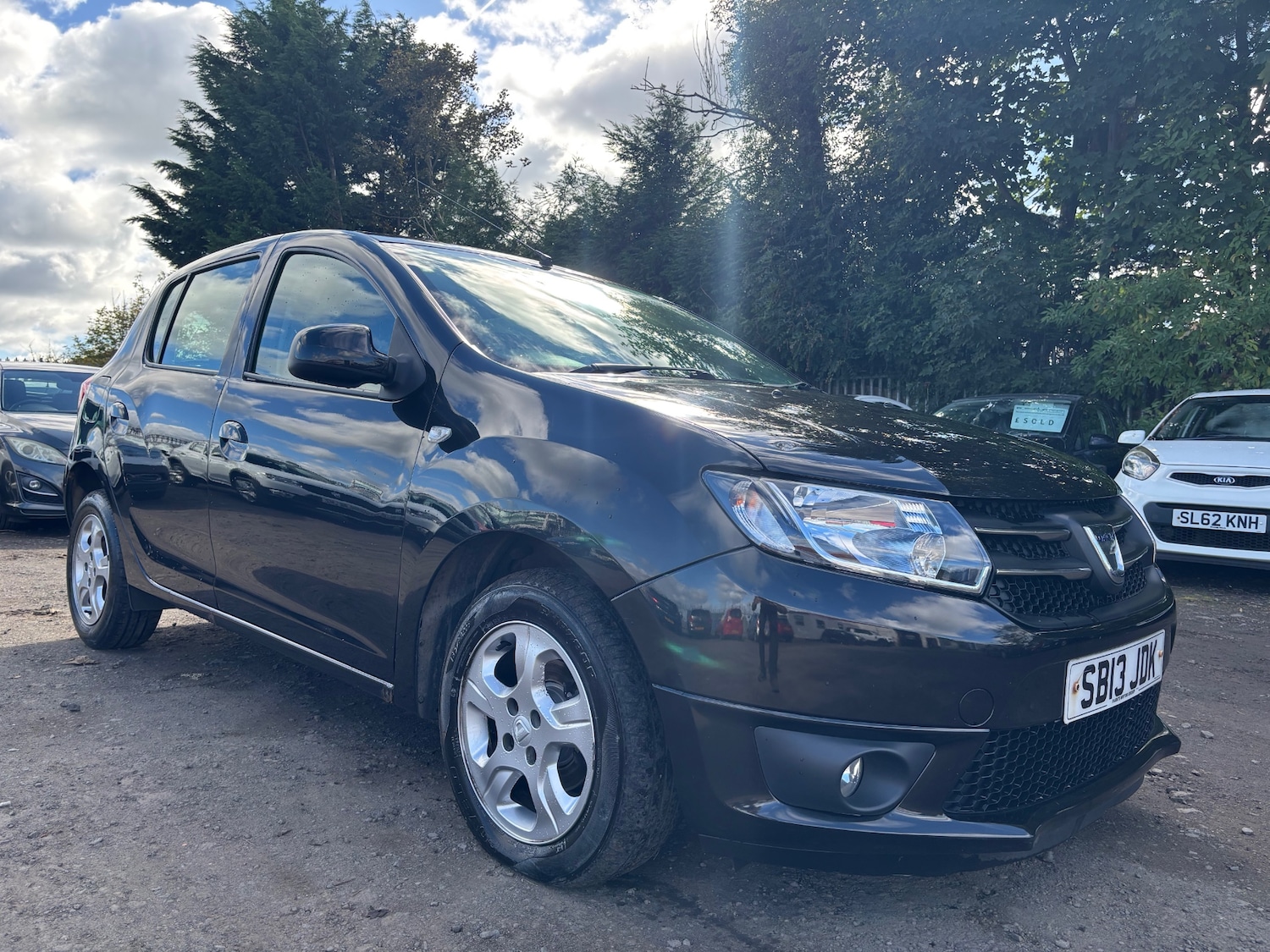 Used Dacia Sandero 2013 for sale - 76036323: Photo 1