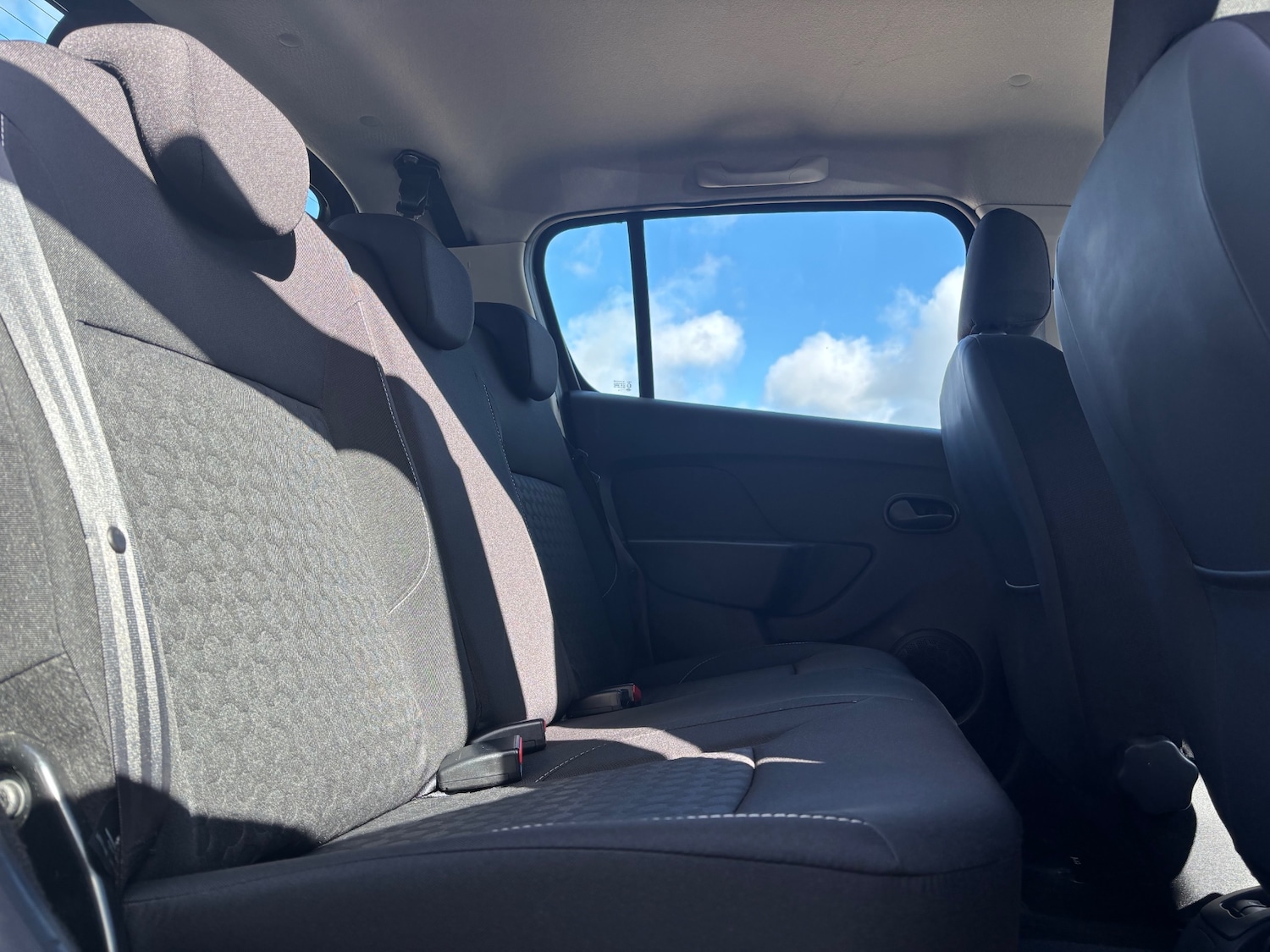 Used Dacia Sandero 2013 for sale - 76036323: Photo 14