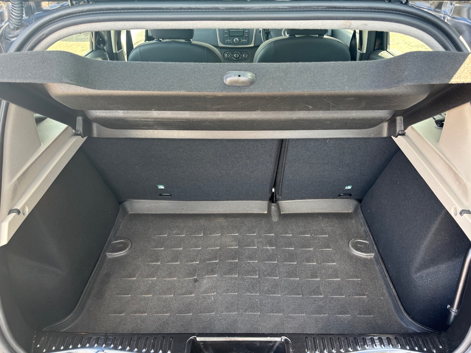 Used Dacia Sandero 2013 for sale - 76036323: Photo 15